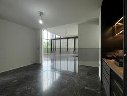 19 Nassim (D10), Apartment #591349221